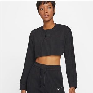 Nike Swoosh Crop Long Sleeves